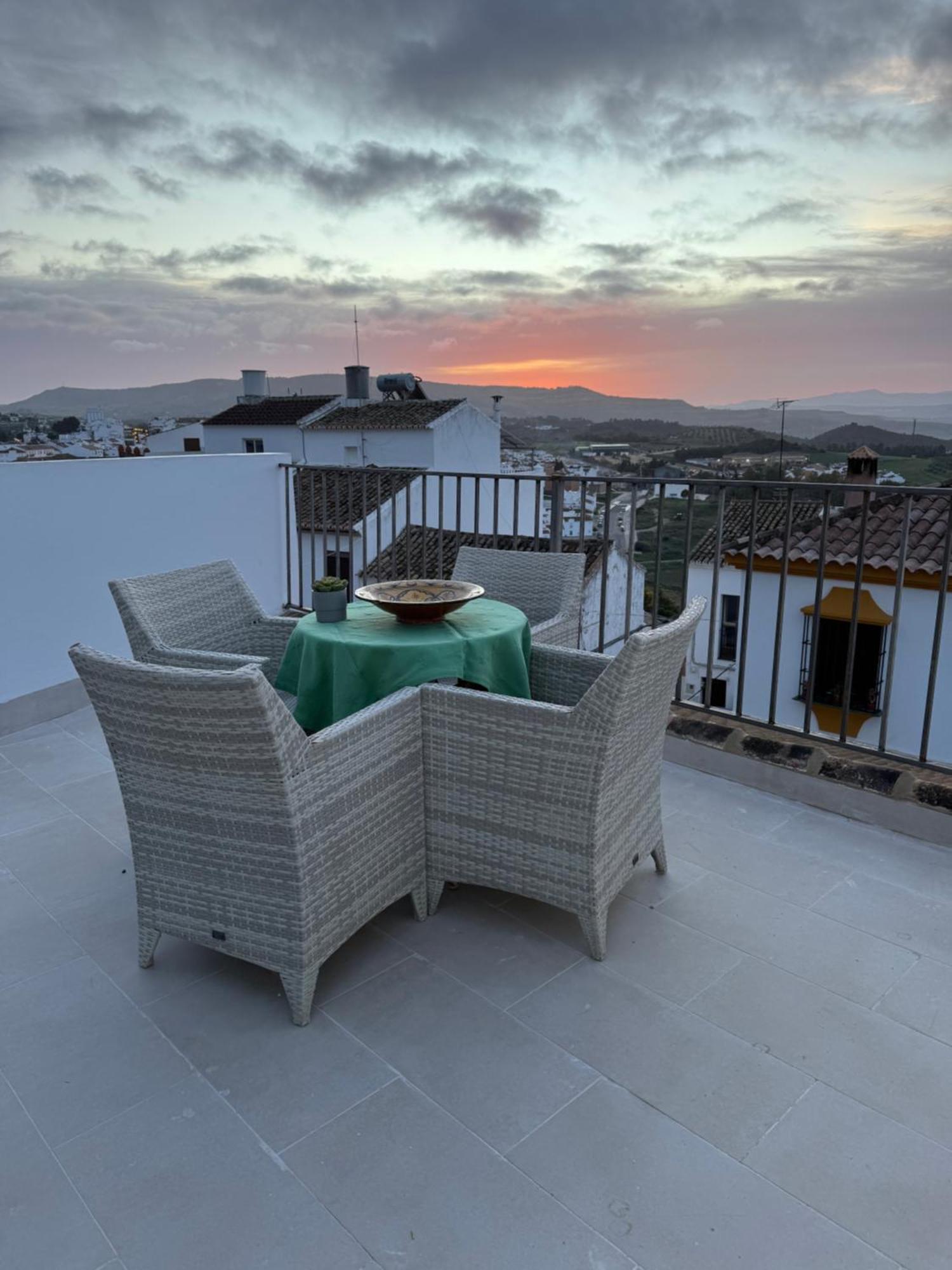 Вілла Lemon Tree Patio Ольвера Екстер'єр фото