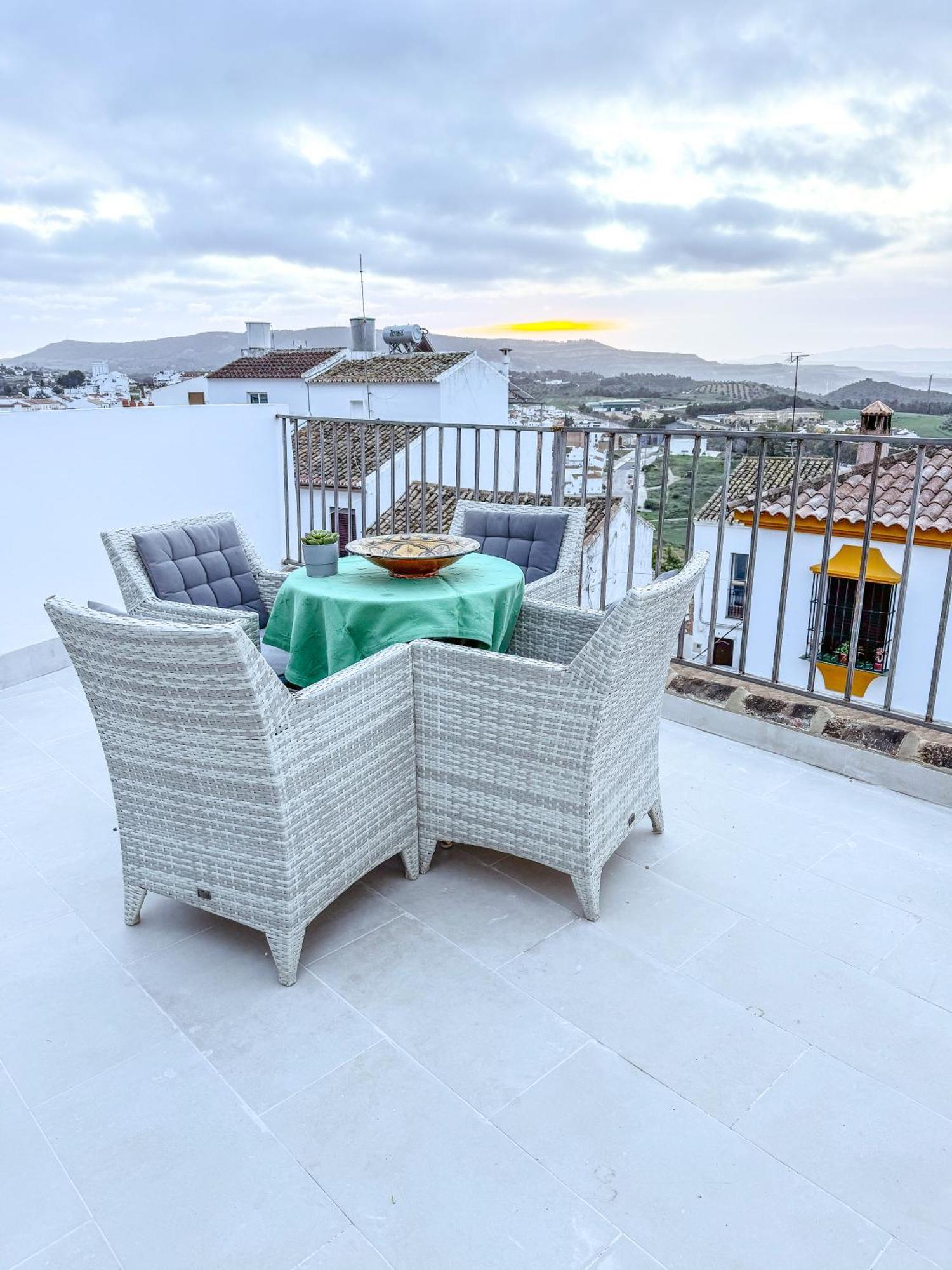 Вілла Lemon Tree Patio Ольвера Екстер'єр фото