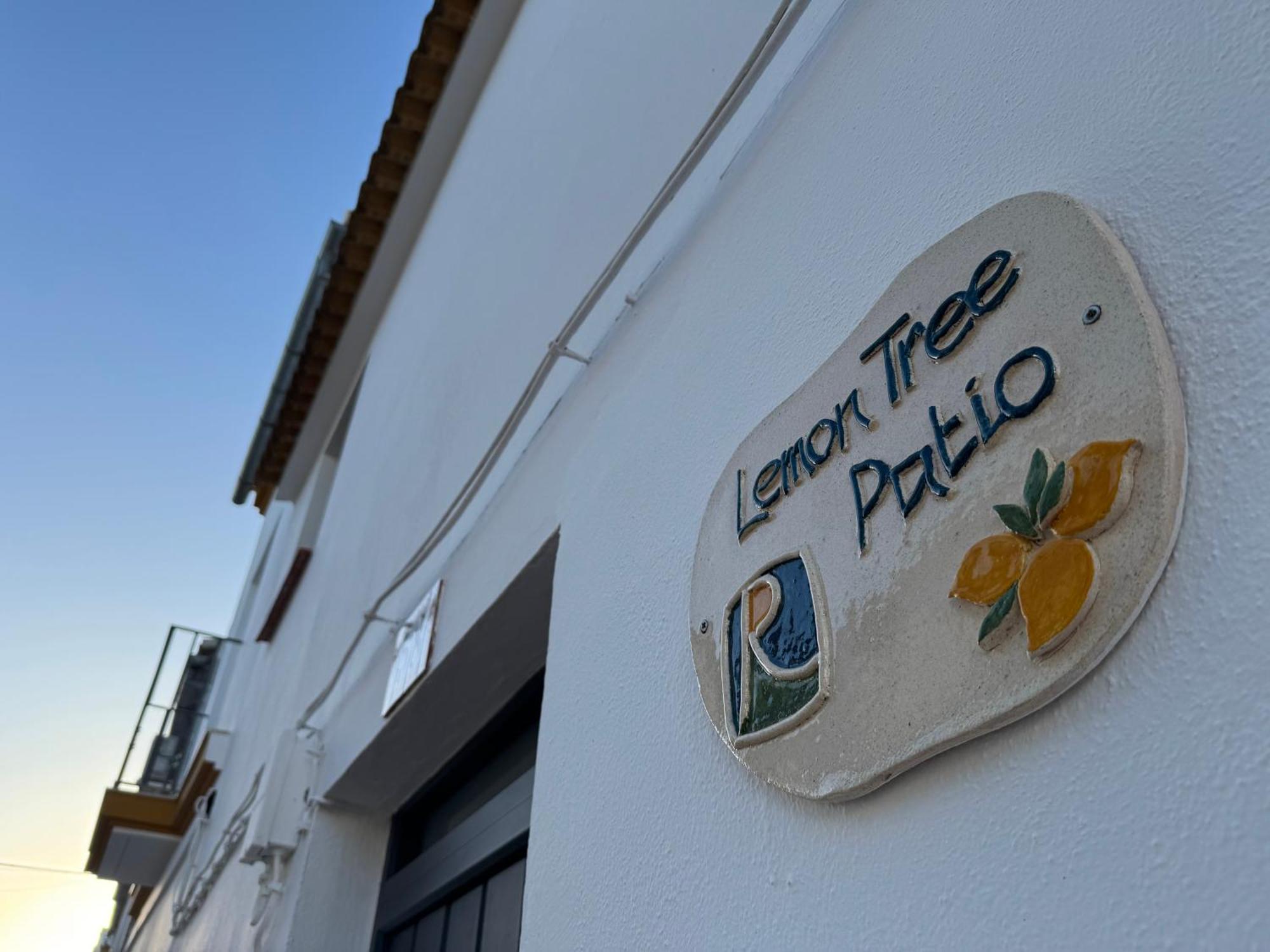 Вілла Lemon Tree Patio Ольвера Екстер'єр фото
